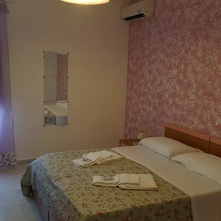 De Angelis 4*