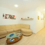Oda ve Kahvaltı De Angelis