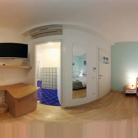 De Angelis Oda ve Kahvaltı 4*